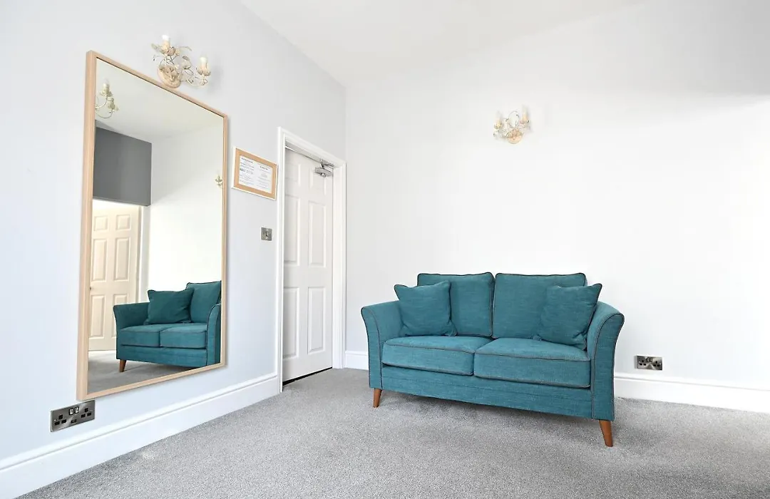 Avoncot Guest House-1