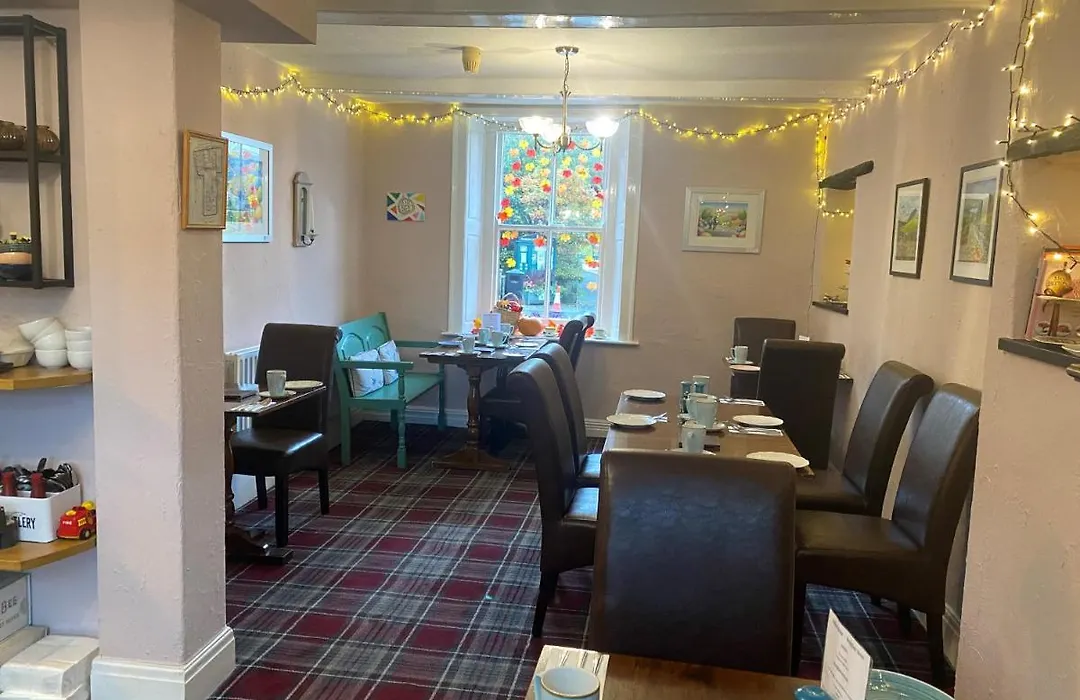 Talbot House Bed & Breakfast And Tearoom-1