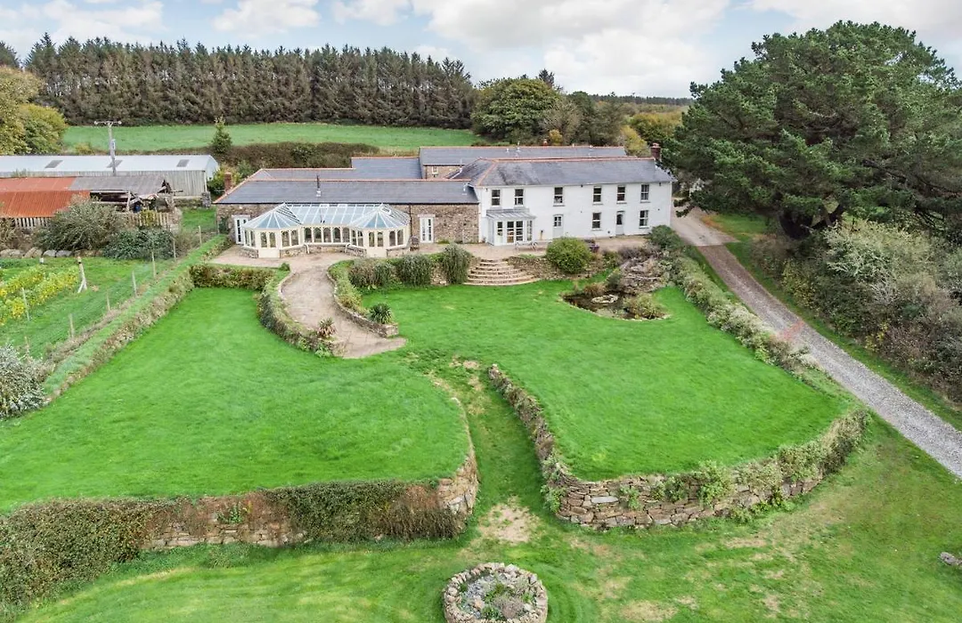 Tregoninny Vineyard And Woodland Farmhouse-1