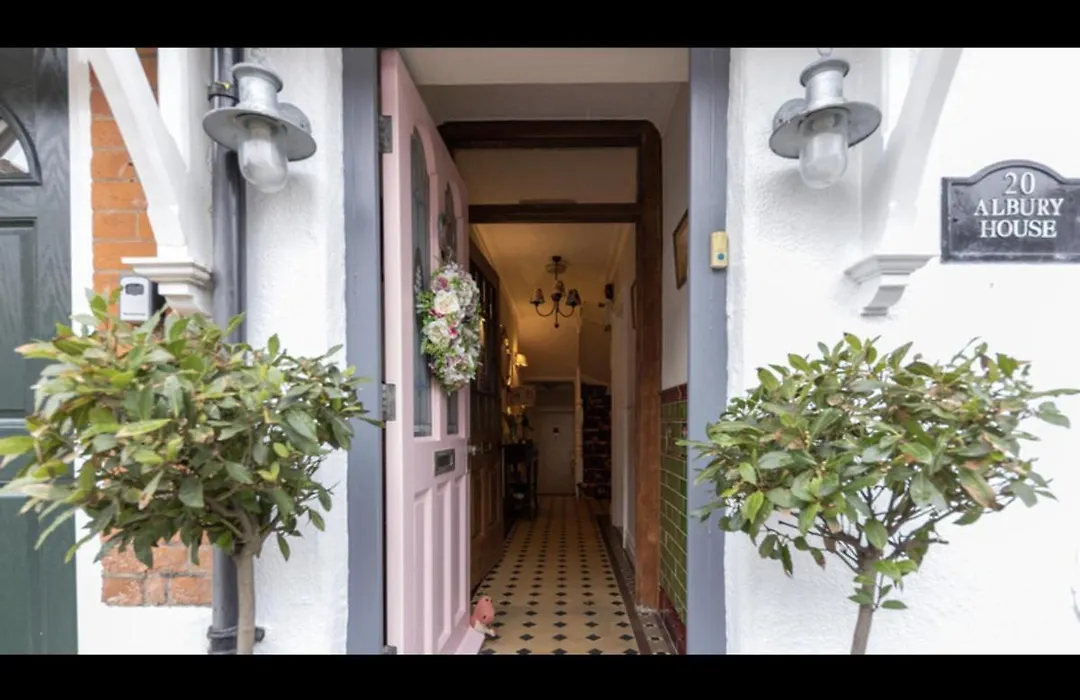 Albury House-1