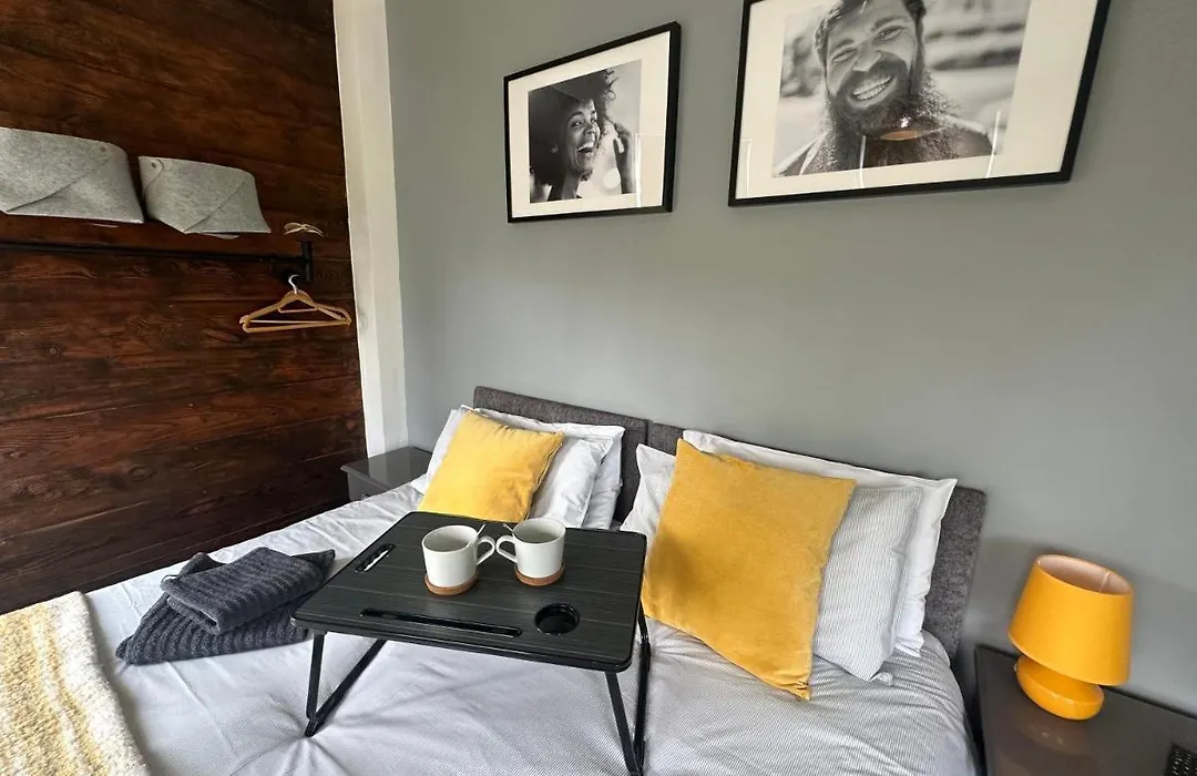 Green Corner Villa - Cosy Luxury In Central Torquay With Free Parking & Ev-1