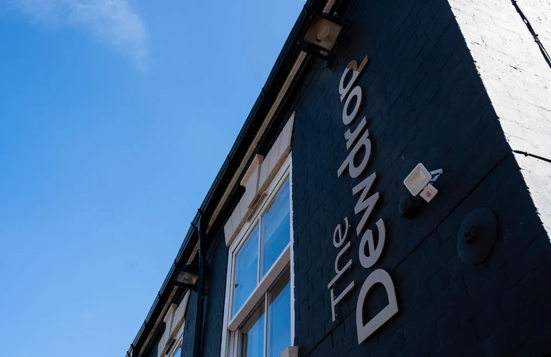 The Dewdrop Inn-1