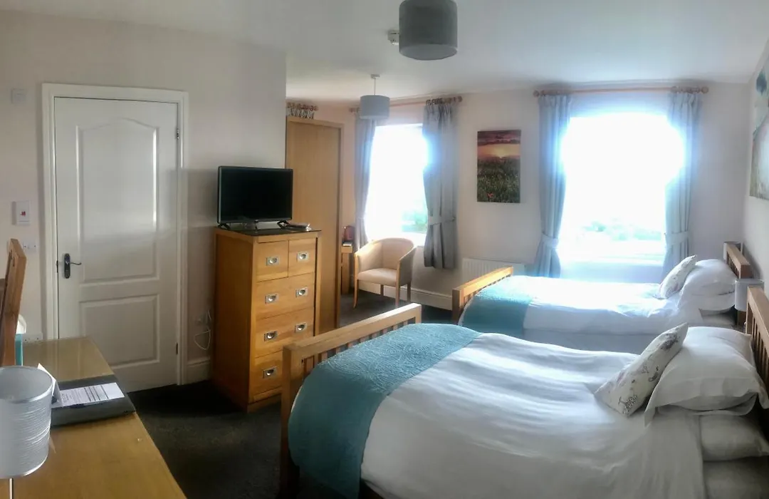 Beacon Country House & Luxury Shepherd Huts-1
