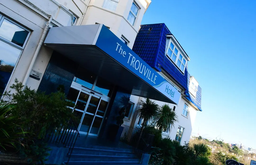 Trouville Bournemouth - Oceana Collection-1