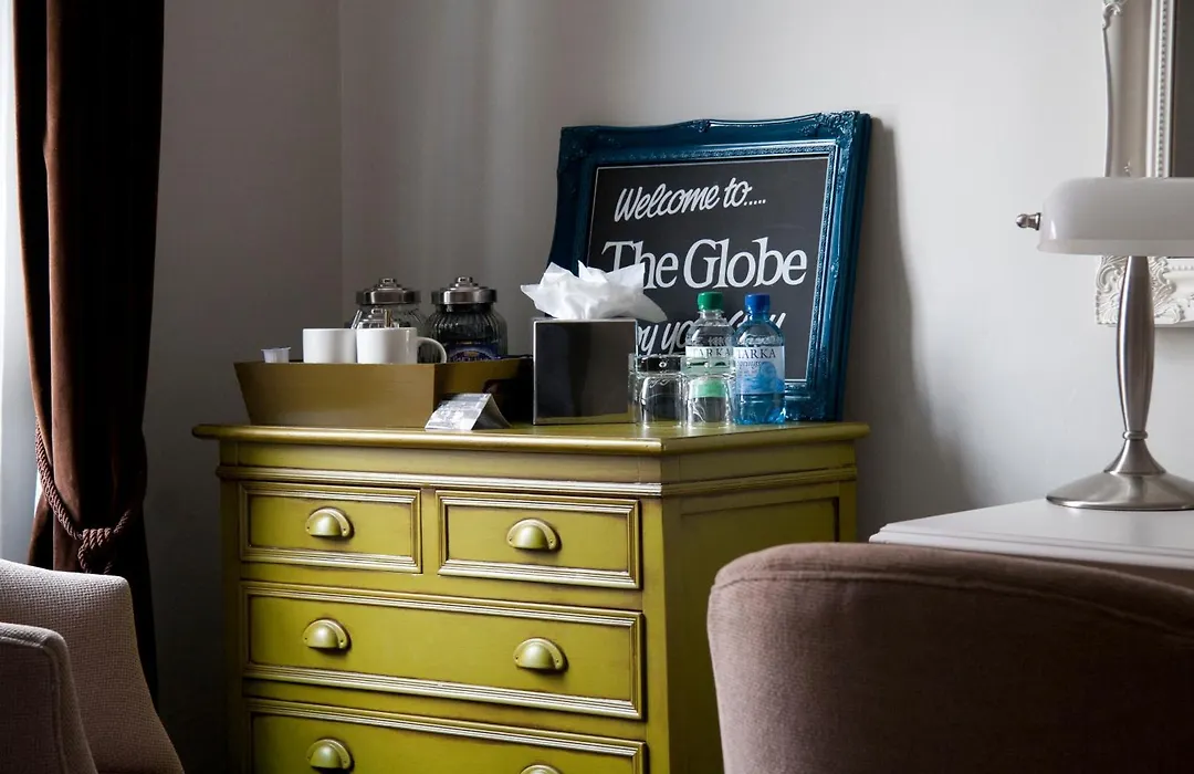 The Globe-1
