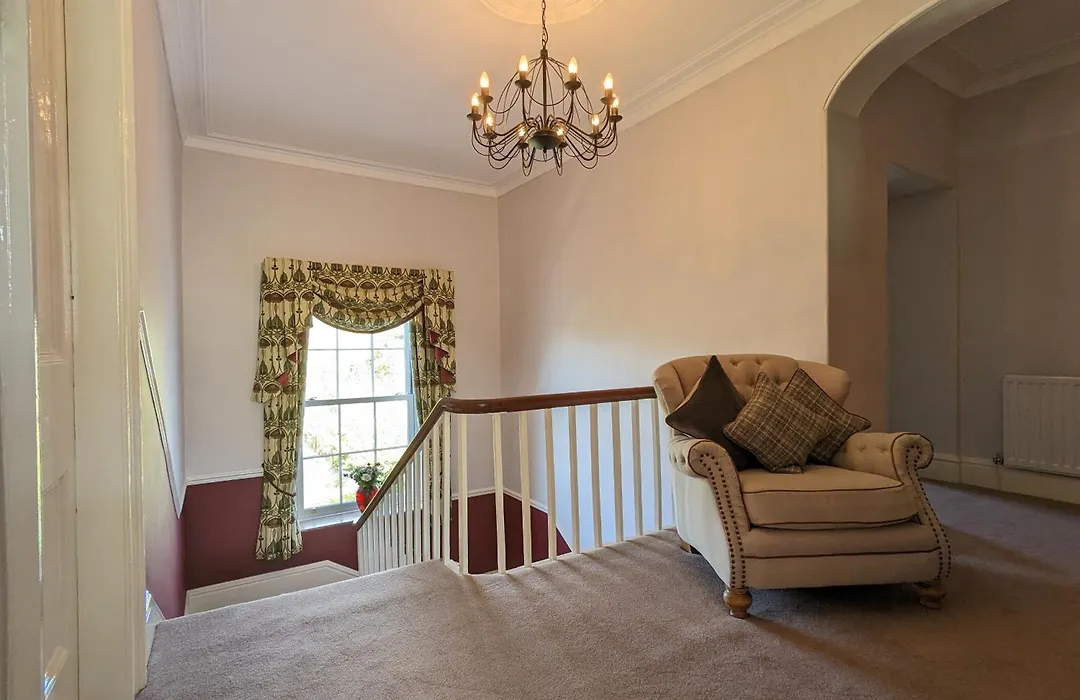 Llys Aeron "The Little Hotel"-1