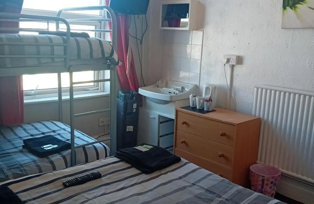 Myroomz New Discovery Hotel-1