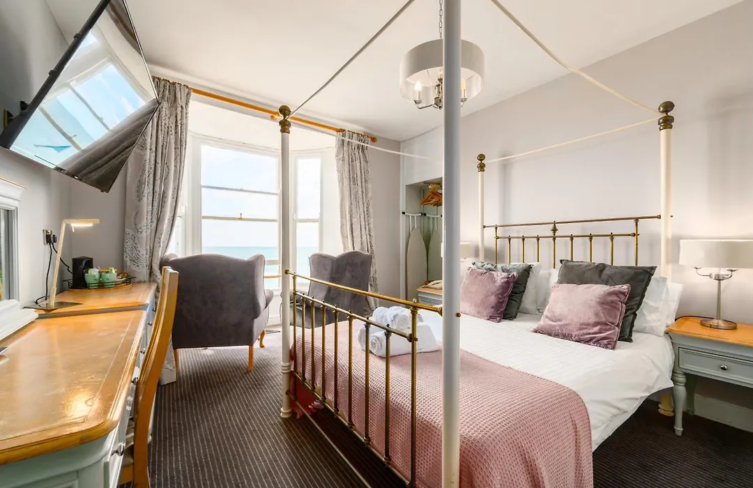 Gwesty'R Marine Hotel & Spa-1