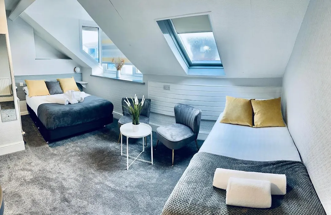 Gwesty Guest House-1