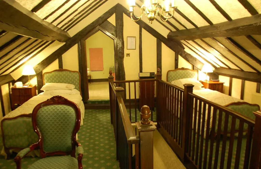Albright Hussey Manor-1