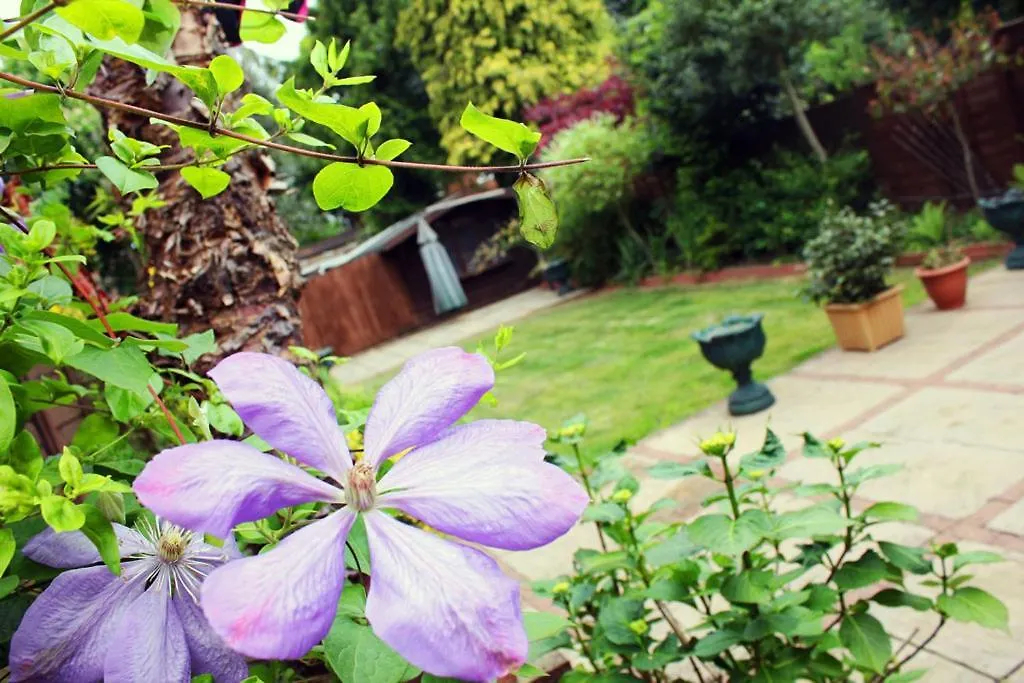 Gidea Park Hotel-1