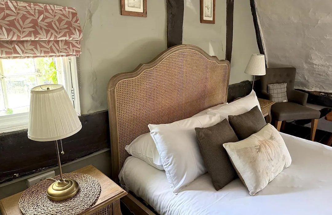Thatched Cottage Hotel-1