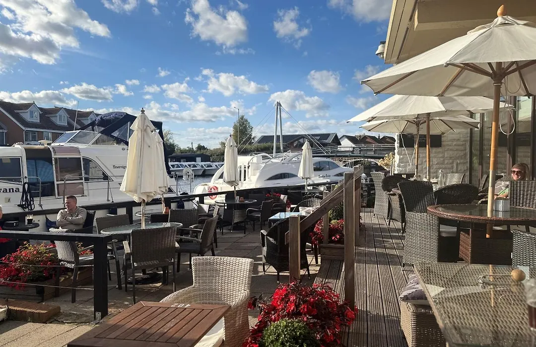 Hotel Wroxham-1