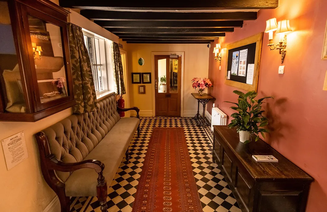 Donington Park Farmhouse Hotel-1