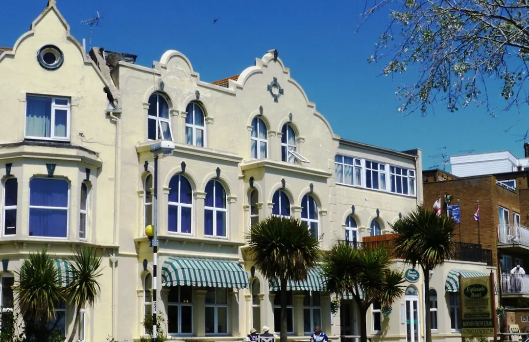 Esplanade Hotel - Clacton On Sea, Beachfront Hotel By Oyo-1
