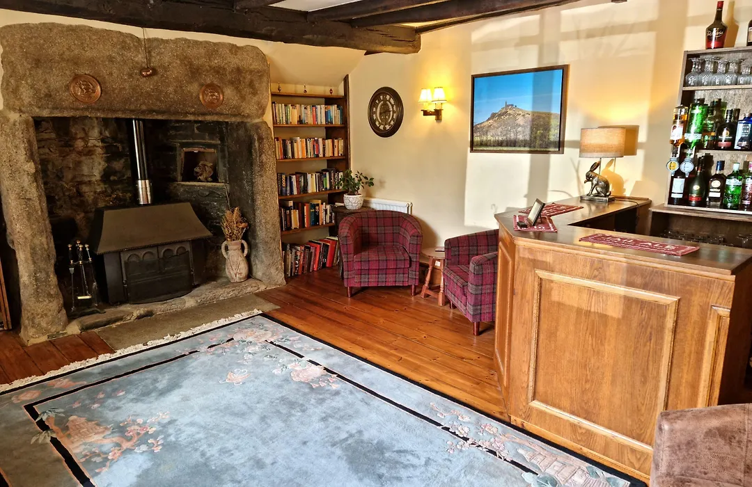 Collaven Manor-1
