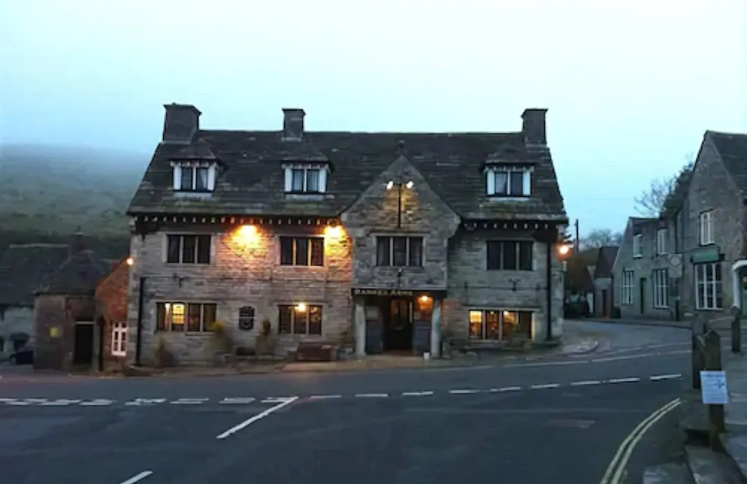 Bankes Arms Hotel-1