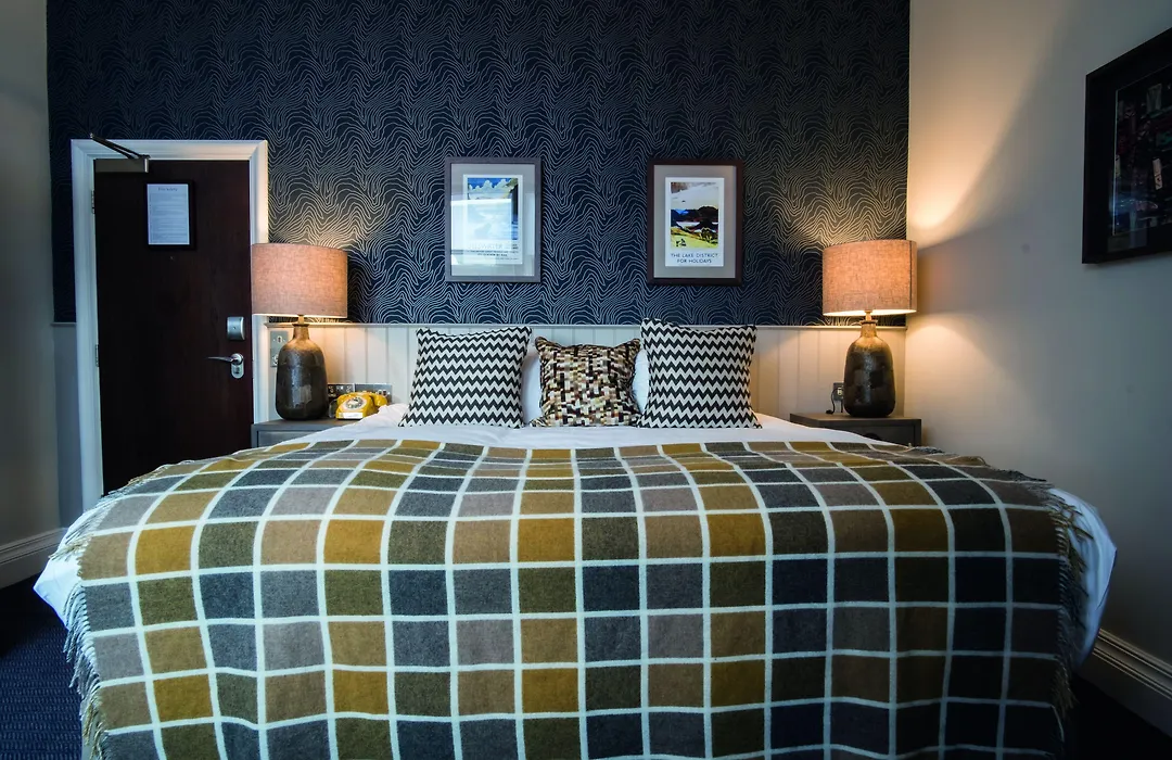 Toll House Inn-1