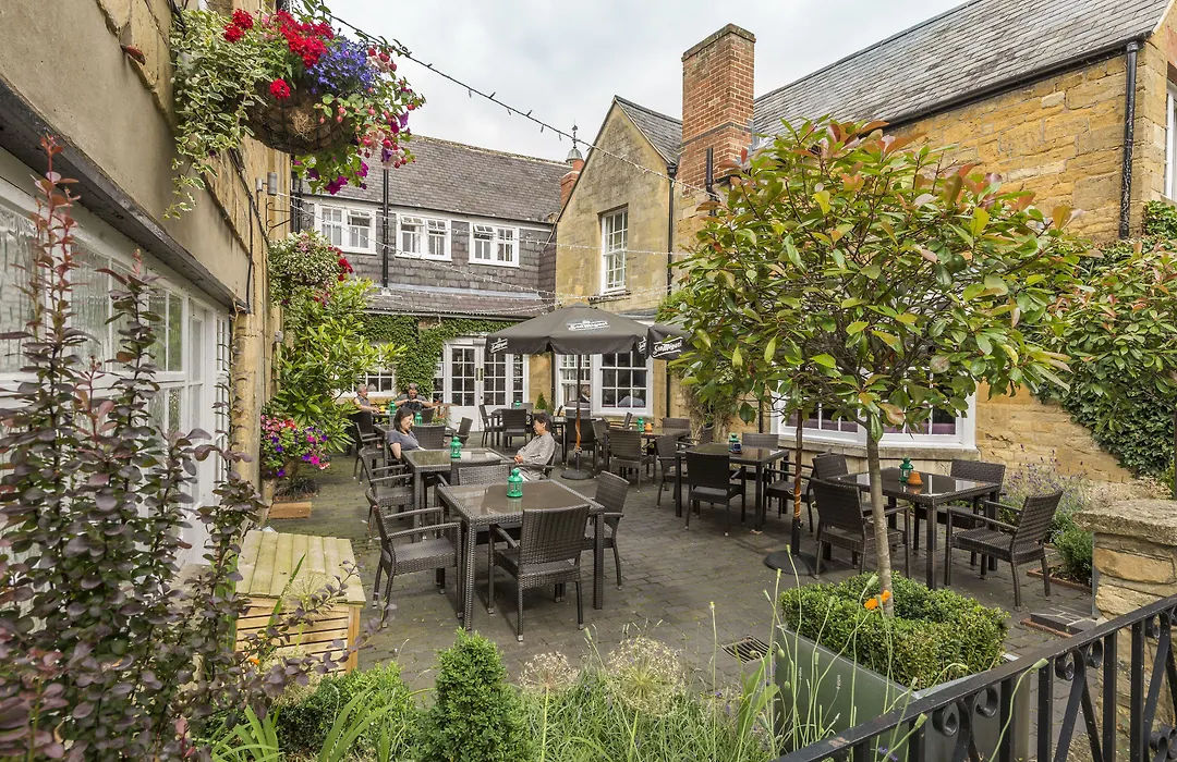 The White Hart Royal, Moreton-In-Marsh, Cotswolds - The Coaching Inn Group-1