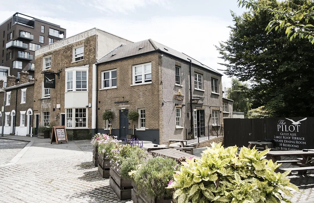 The Pilot Inn-1