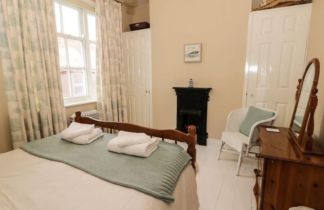 St Mary'S Cottage-1
