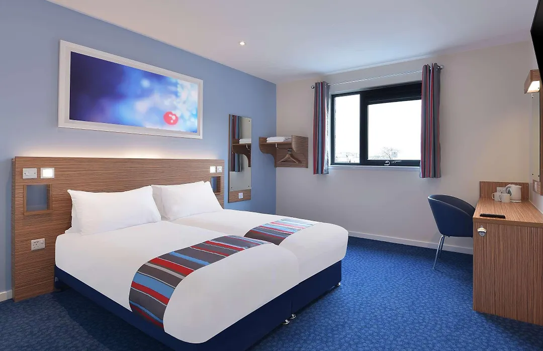 Travelodge Aberdeen Central Justice Mill Lane-1