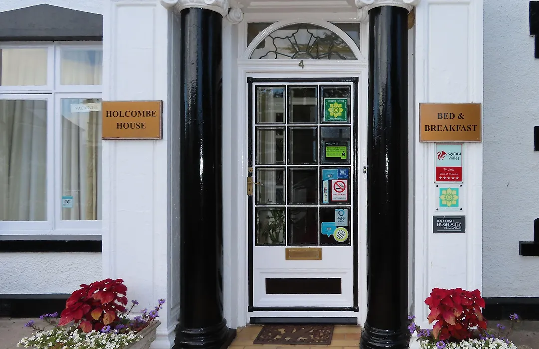 Holcombe House Guest House-1