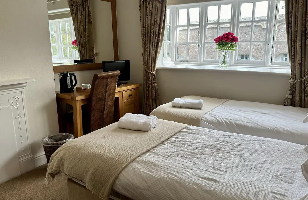 The Cricketers Inn-1