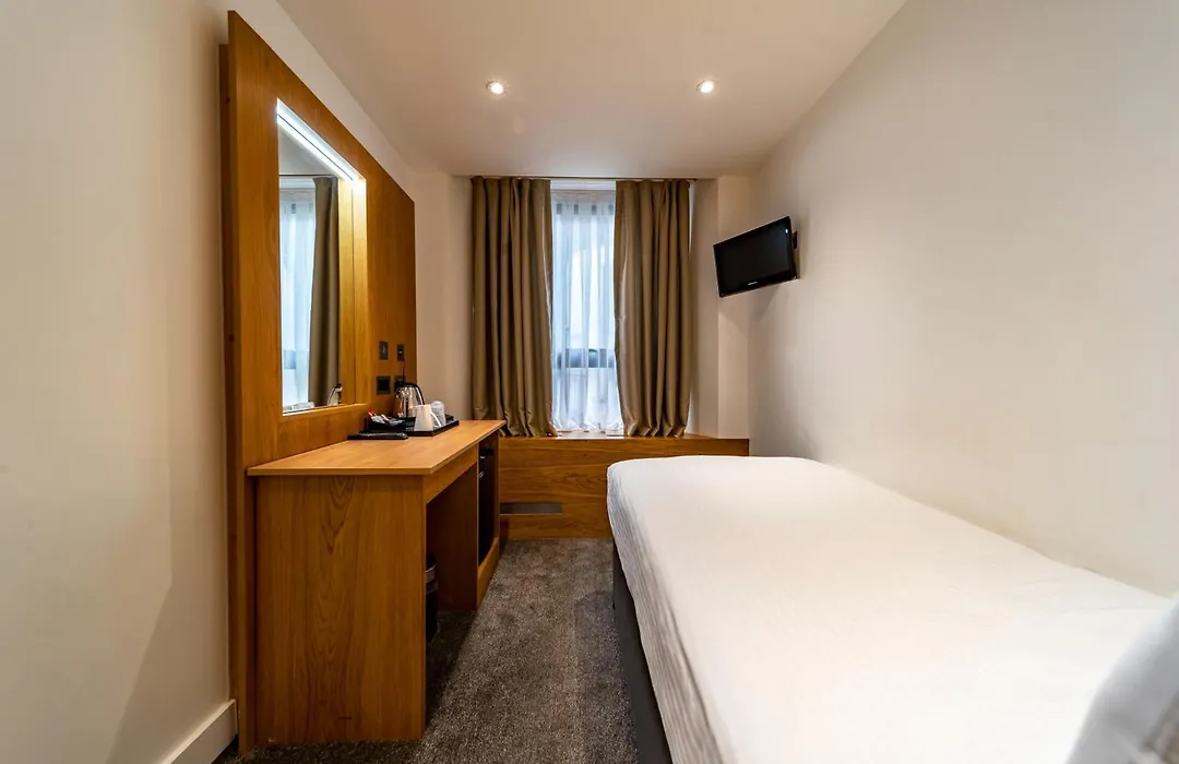 Central Park Hotel-1