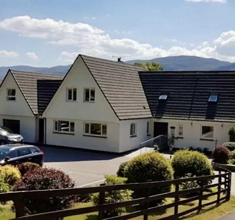 Lochview Guest House-1