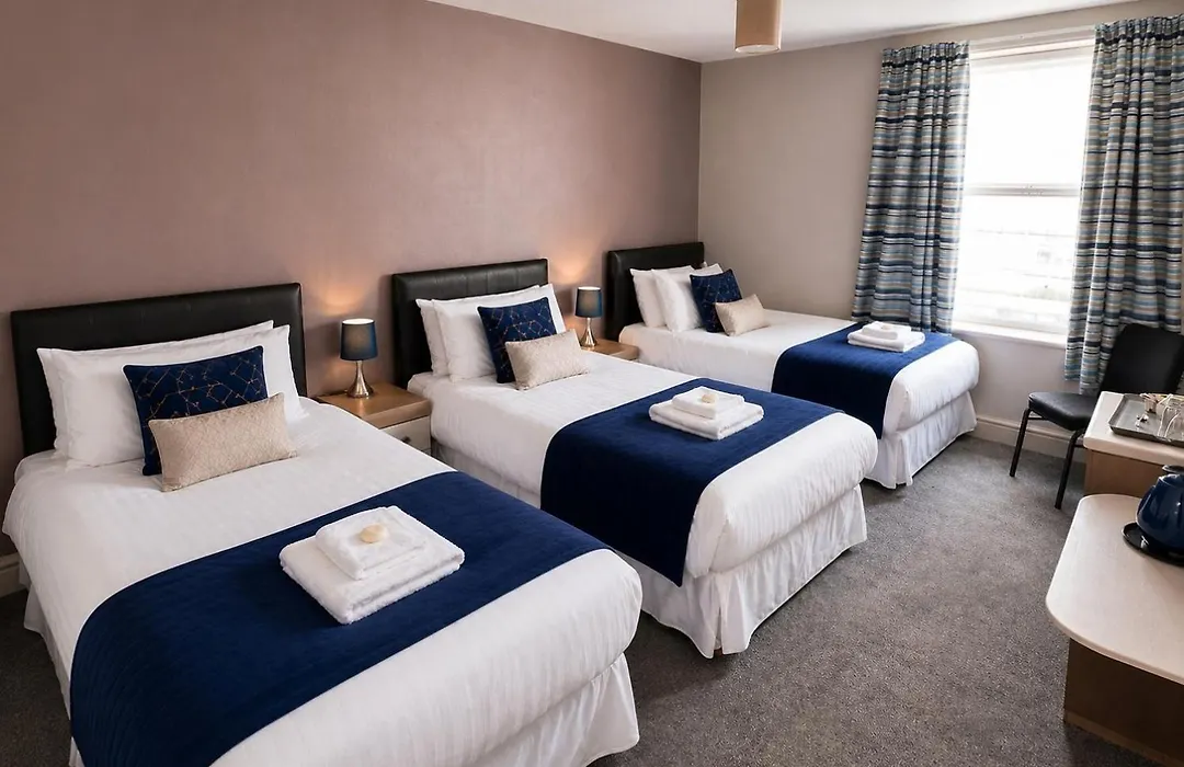 Hampton Hotel-1