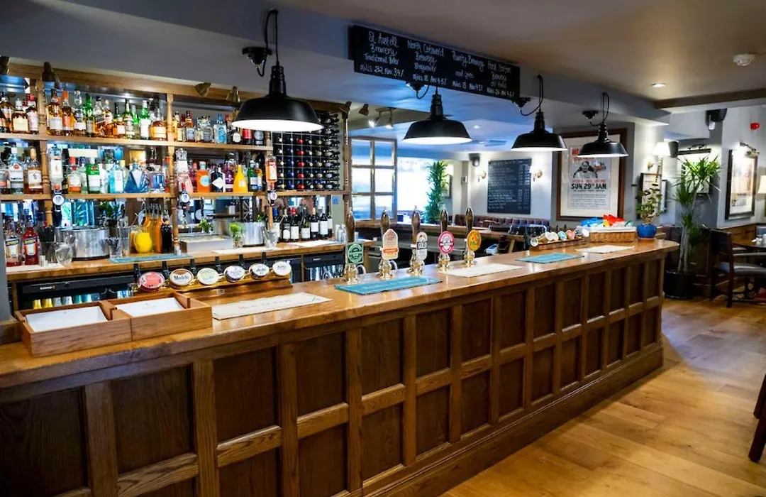 The Globe, Warwick, Warwickshire - Brunning & Price-1
