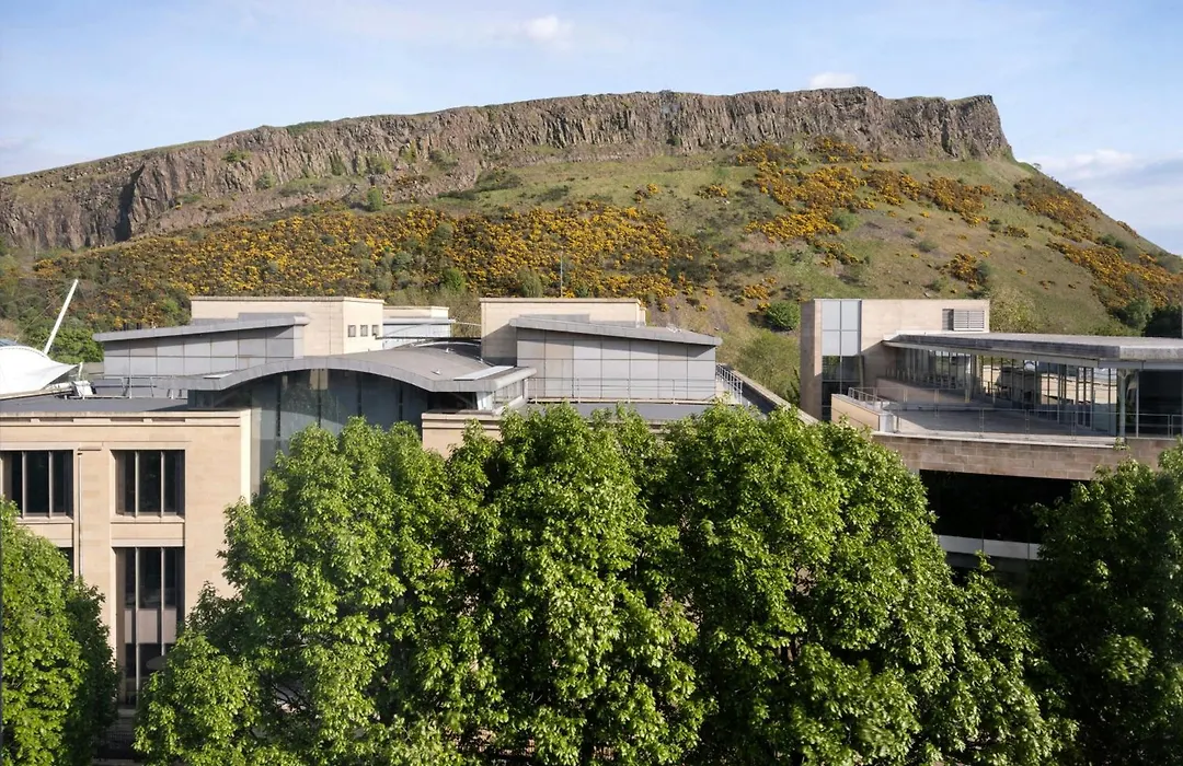 Edinburgh Marriott Hotel Holyrood-1