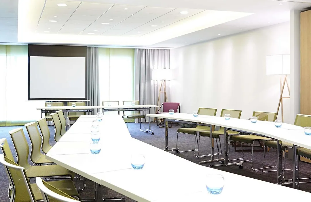 Novotel London Brentford-1