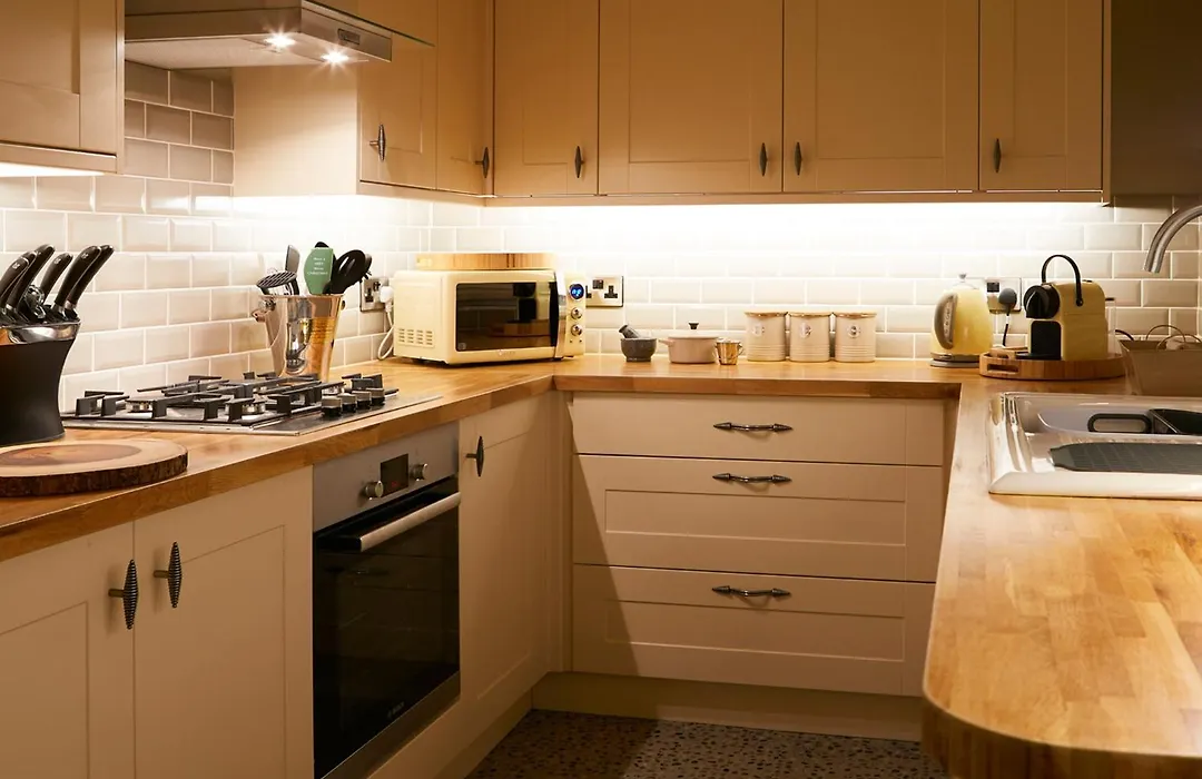 The Plough Inn & Cottages-1