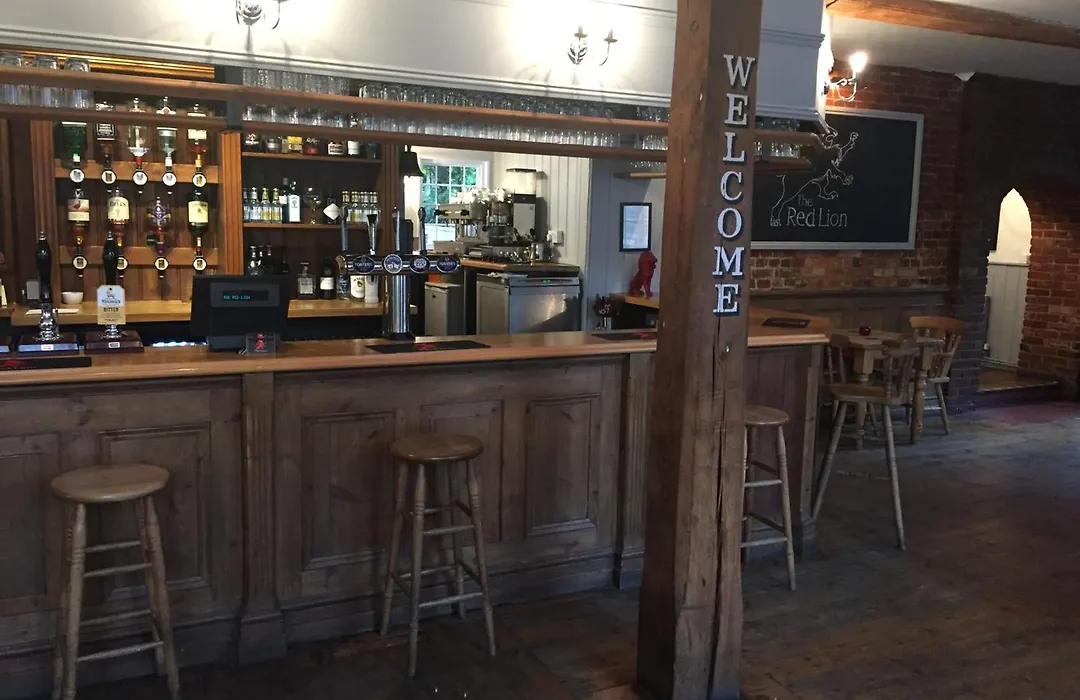 The Red Lion-1