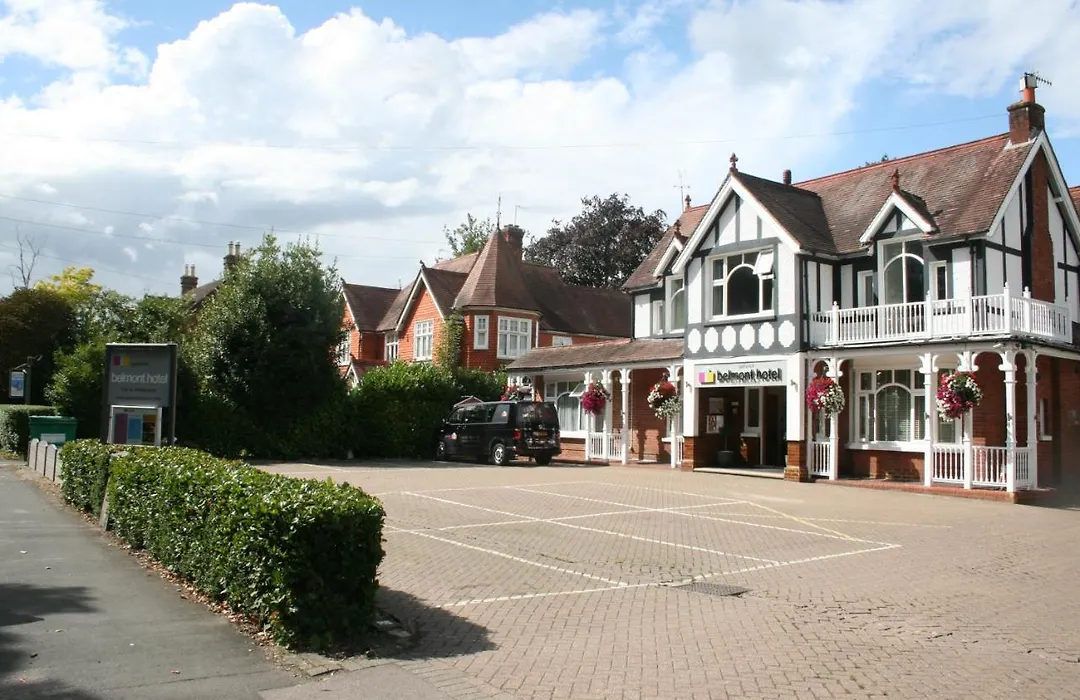 Gatwick Belmont Hotel-1