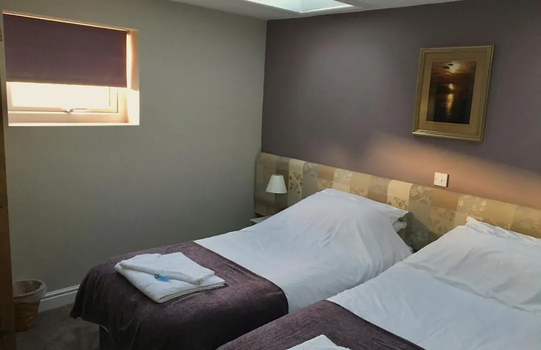 Linden Tree Holiday Apartments-1