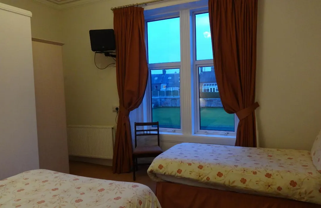 Aberdour Guest House-1
