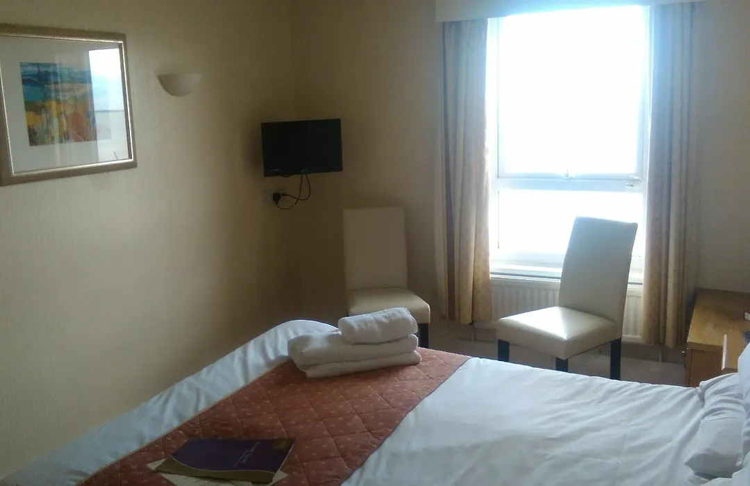 Monarch Hotel-1