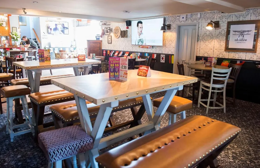 Wellow Hotel-1