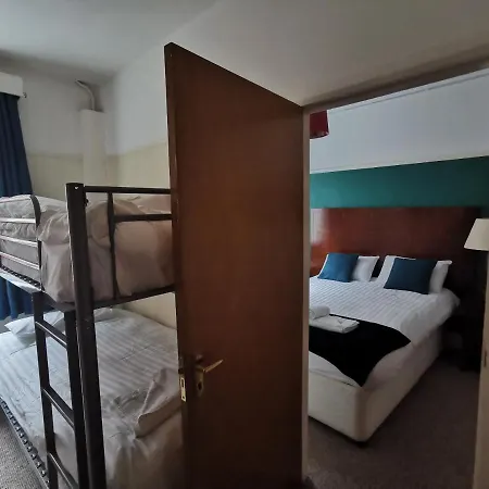 Leverdale Hotel-2