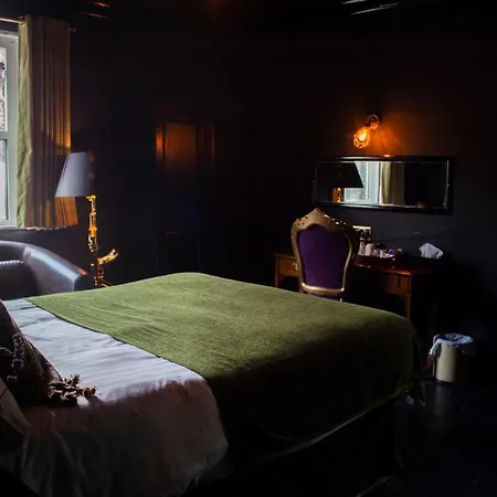 The Nightingale Mansion - Smart Hotel-3