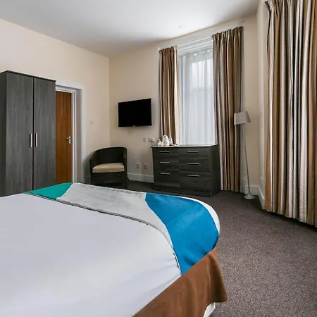 Oyo The Ivory Hotel-2