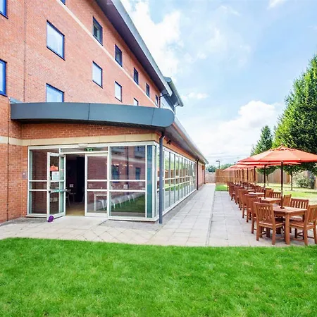 Premier Inn Banbury - M40 J11-2