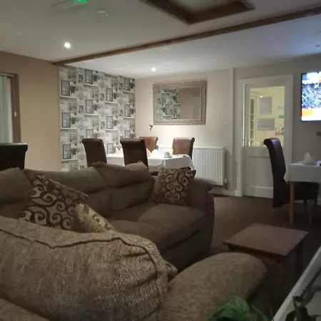 Maen Hir Guest House-2