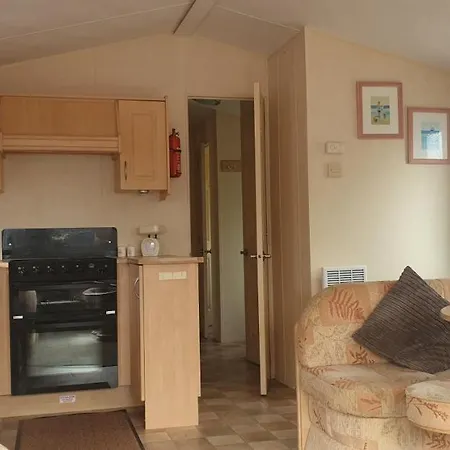 Park Home At Golden Sands Holiday Park N.Wales-3