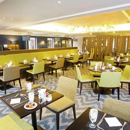 Doubletree By Hilton Bristol North-3