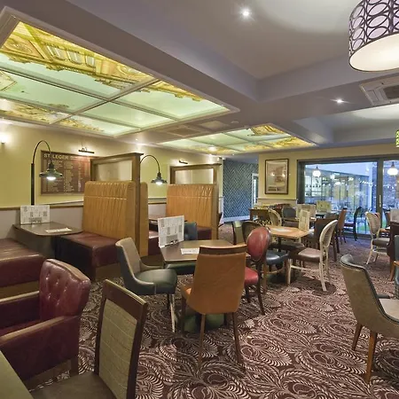 The Red Lion Wetherspoon-2