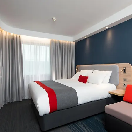 Holiday Inn Express - Exeter - City Centre By Ihg-3